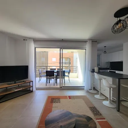 Appartamento Le Terra Tosca, Bel Appartement, 2 Pas De La Fréjus
